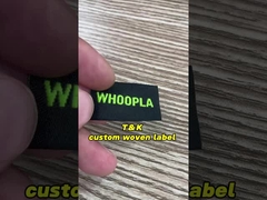 Προσαρμοσμένα ρούχα υφάσματα κεντήματα ετικέτα κολάρο Προσαρμοσμένα ρούχα κεντήματα λογότυπο ετικέτα υποστηρίζει Cus